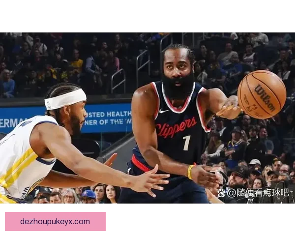 勇士惜败活塞比分131比124展现激烈对抗与关键时刻表现